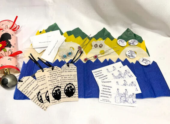 Prefilled (4) Louisa May Alcott Little Women Christmas Cracker Party Favor Gift