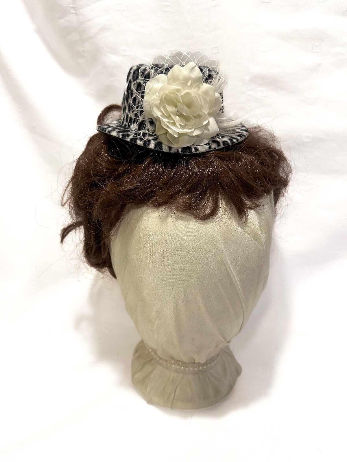 Austentation Victorian Steampunk Mini Top hat fascinator White Velvet Leopard