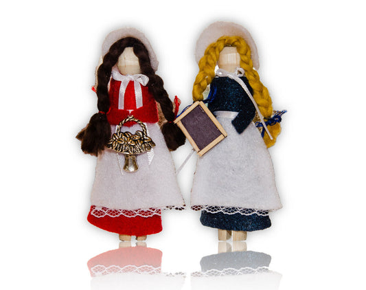 KIT Little House on the Prairie Clothespin Doll Ornament: Laura and Mary Ingalls