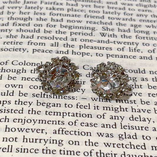 vintage clip on rhinestone earrings
