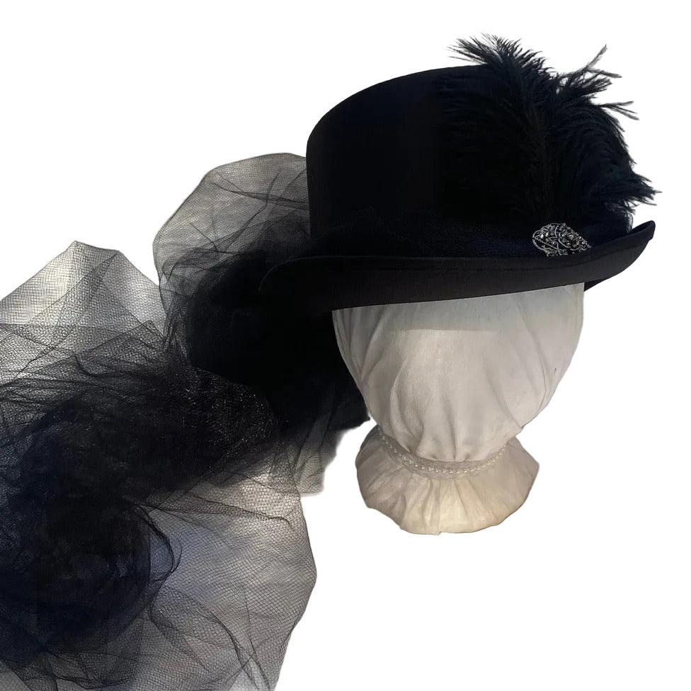 Women's victorian and regency style riding hat top hat