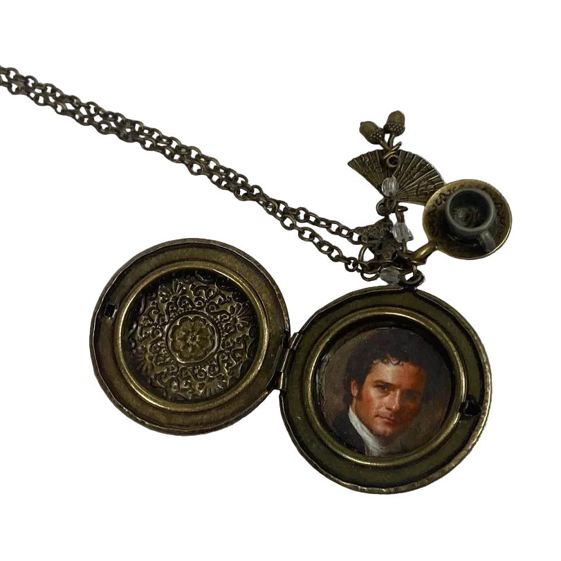 mar darcy locket necklace